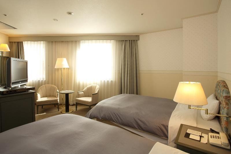 Jr-East Hotel Mets Kokubunji Bagian luar foto